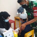 Sekolah Dasar Muhammadiyah 12 Gelar Aksi Kampanye Cap Tangan Usai Vaksin