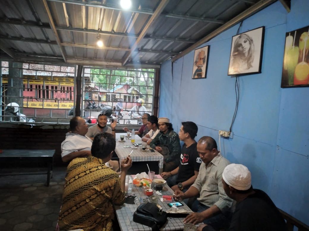 Komunitas Pendukung RI 1 (KPRI-1) DPD Jember Jawa Timur melakukan Koordinasi untuk Kegiatan Bansos Korban Semeru