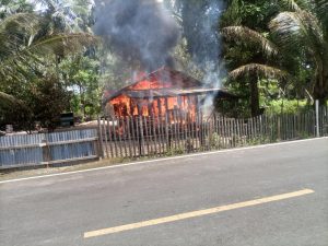 Si Jago Merah Beraksi, Satu Rumah Warga di Desa Pasar VI Ludes Terbakar