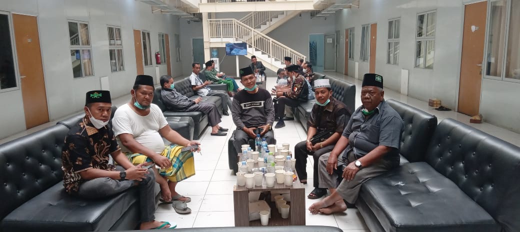 3 Pengurus PC NU Labusel Hadiri Harlah NU Ke-96 di Lampung Sumsel