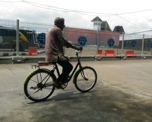 Naik Sepeda Butut dari Blora ke Jakarta