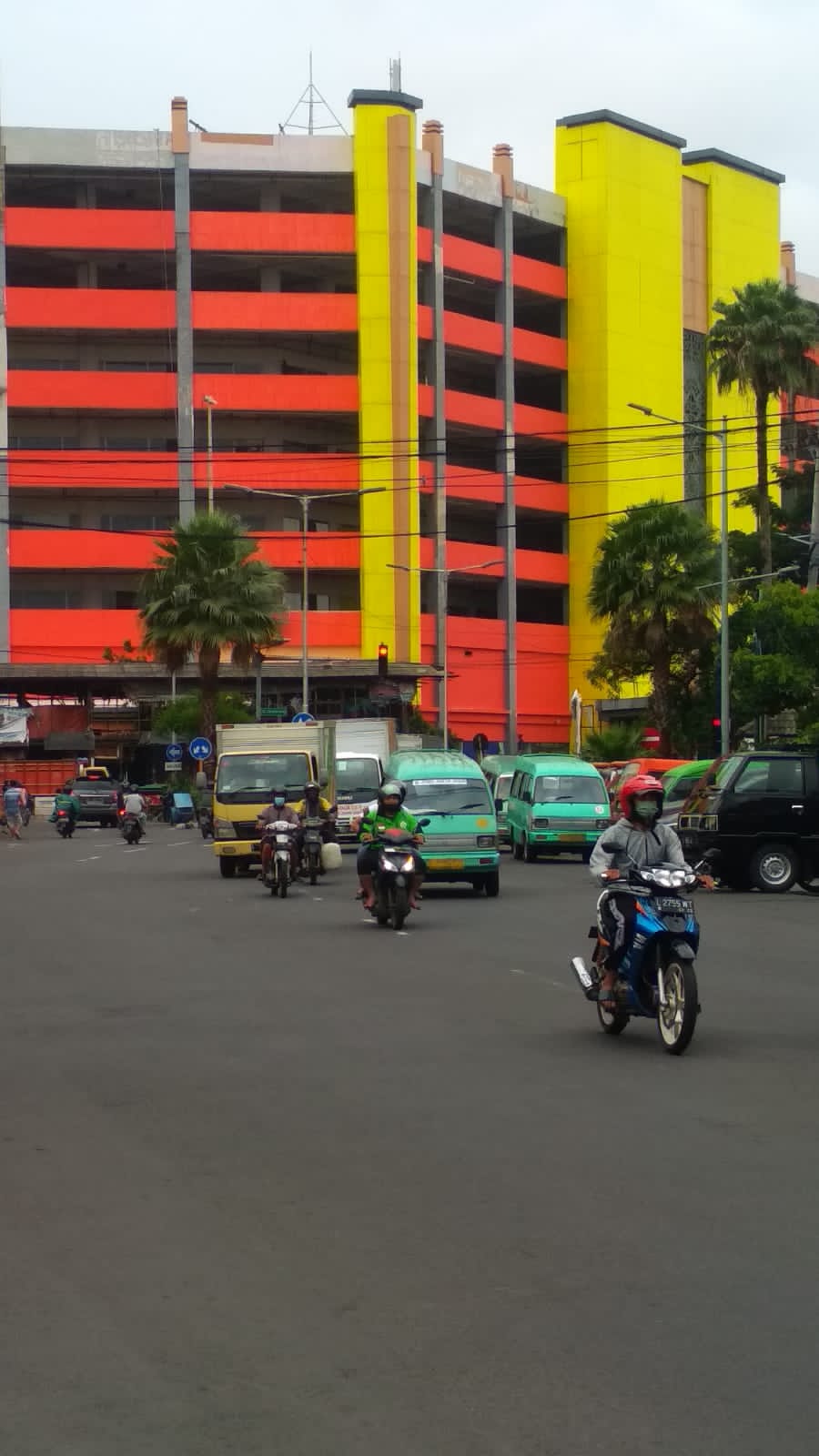 Pemkot Surabaya Normalisasi dan Tata Estetika Pasar Turi Baru