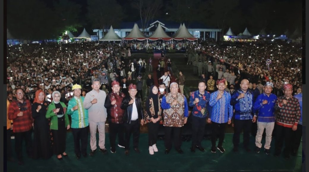Gubernur Sultra Resmi Tutup Napak Tilas, Transaksi Mencapai 1 Miliar di Pameran