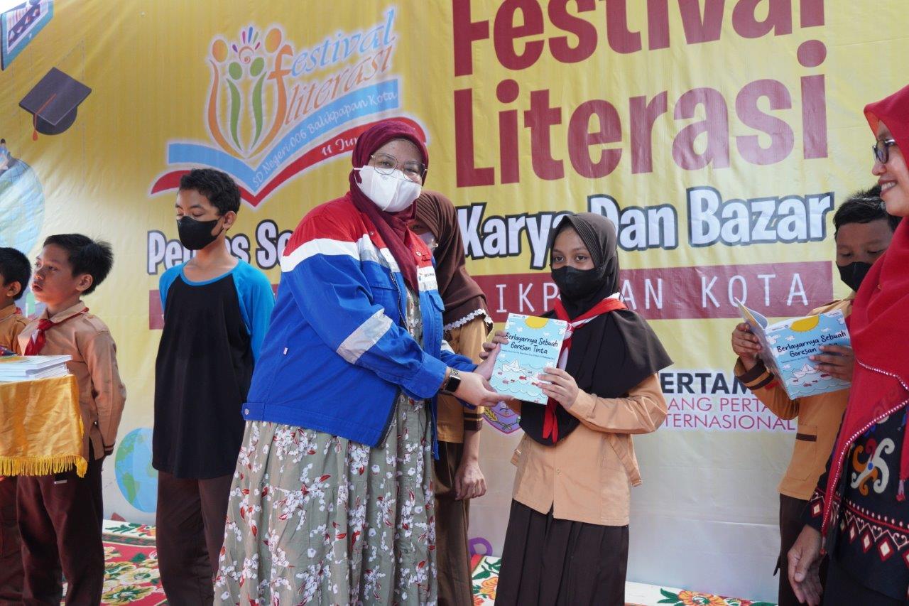 Pertamina & SDN 006 Balikpapan Kota Gelar Festival Literasi