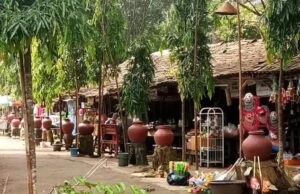 Pada Hari Kamis Wage Dalam Penanggalan Jawa, di Benowo Park Diselenggarakan Pasar Kamis Wage