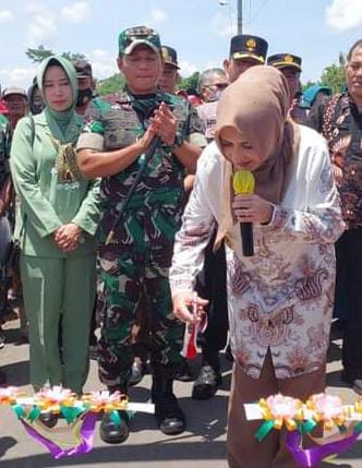Program TNI Manunggal Membangun Desa atau TMMD Sengkuyung Tahap 3 Tahun 2022 Kabupaten Pekalongan Resmi Ditutup