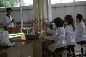 Menanggulangi Kebutuhan Energi: Inovasi Model Reservoir Mahasiswa untuk Optimalkan Produksi Migas di Indonesia