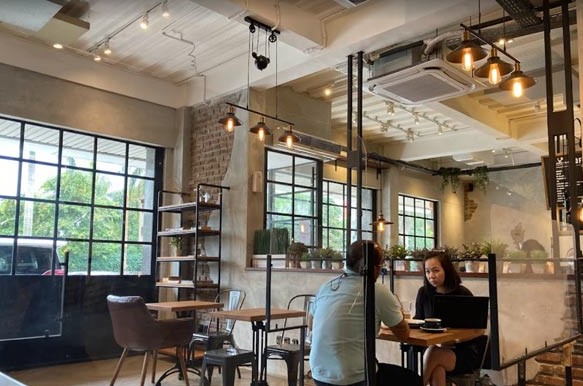 5 cafe estetik di kota Jakarta Barat terkini